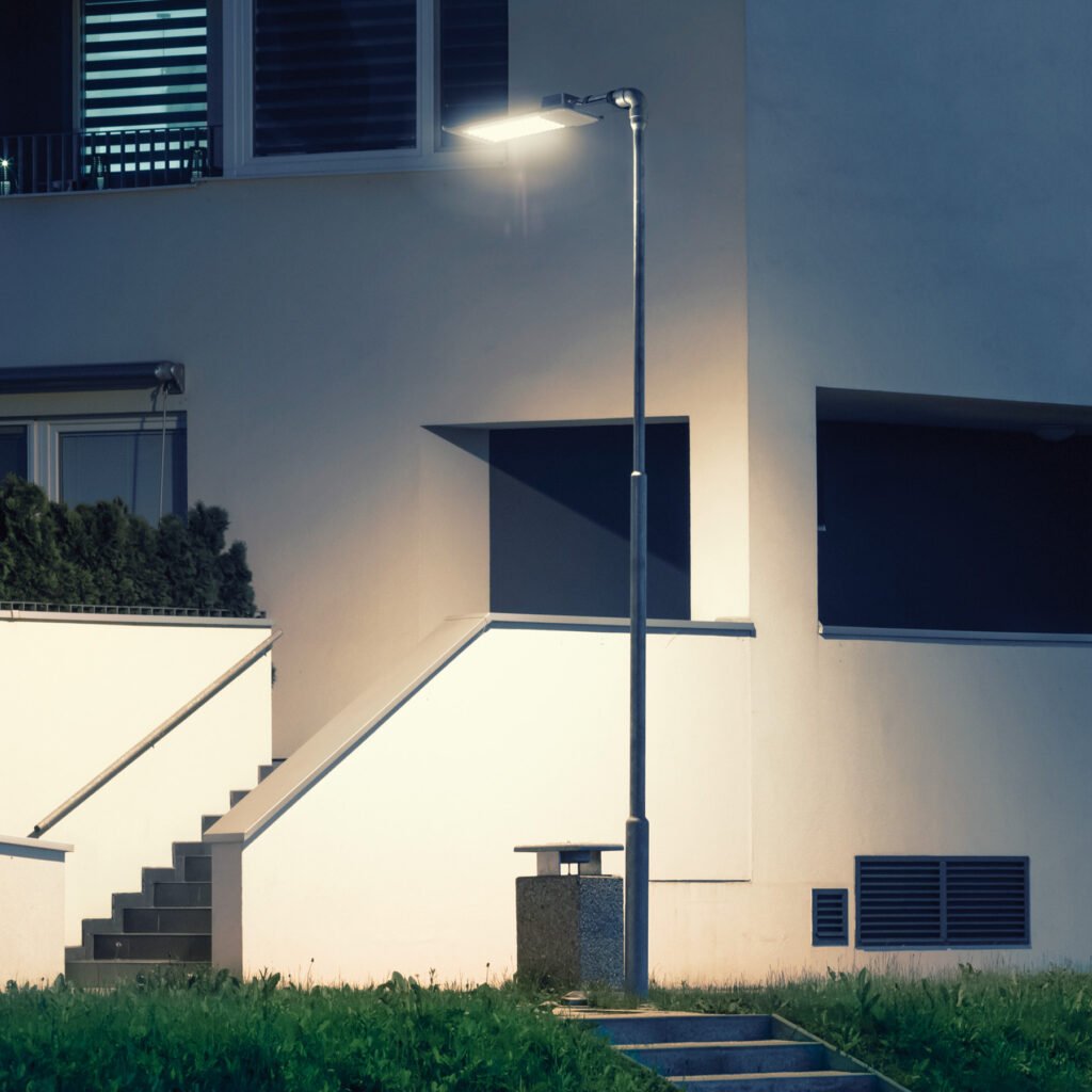 Luminario Sub Urbano Led Plano Aluminio 50W 46258